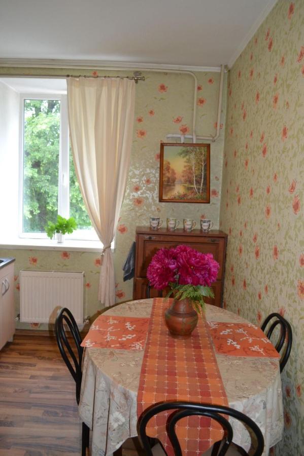 Квартира Двохкімнатна Фонтан Apartment Kamianets-Podilskyi Luaran gambar