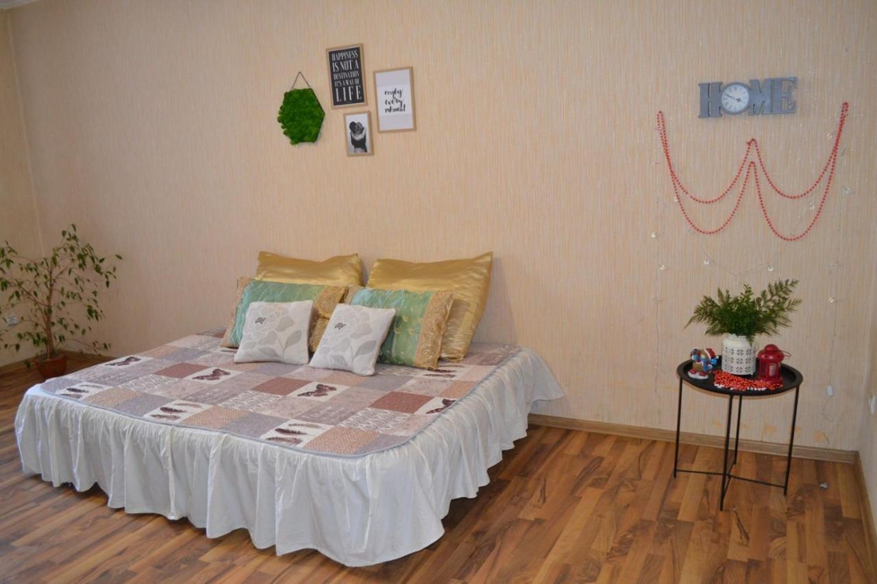 Квартира Двохкімнатна Фонтан Apartment Kamianets-Podilskyi Luaran gambar